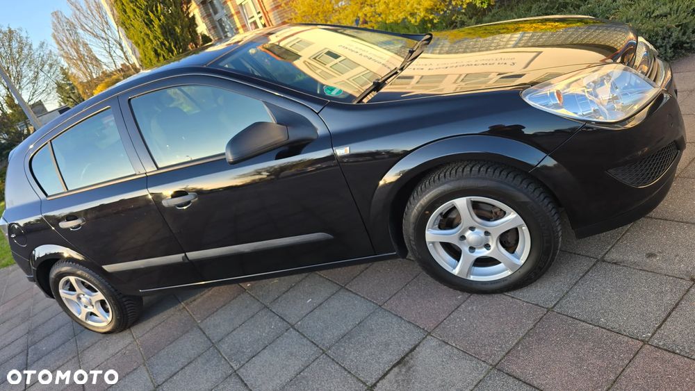 Opel Astra - 16