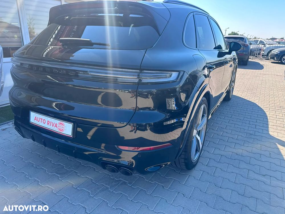 Porsche Cayenne S - 8