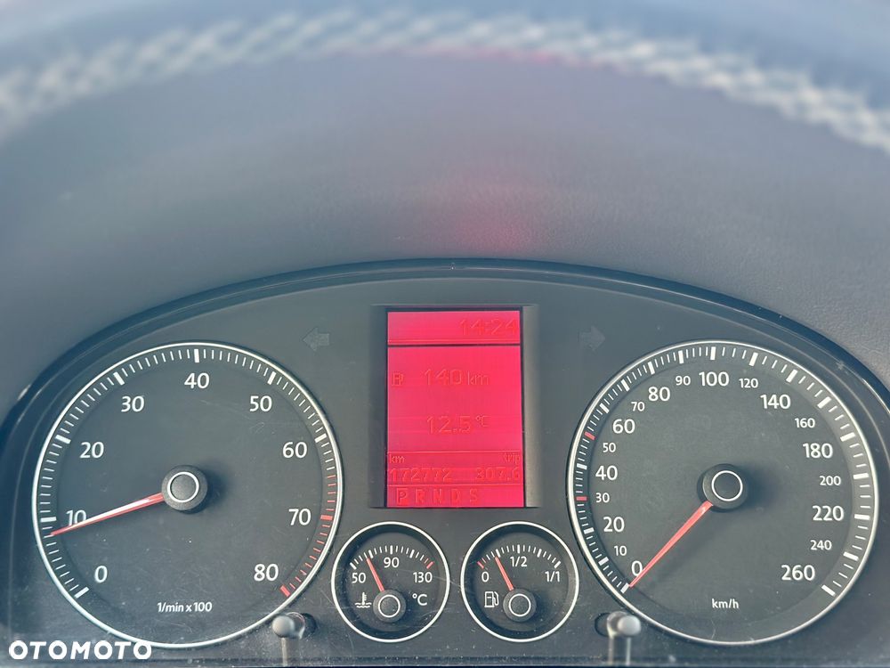 Volkswagen Touran 1.4 TSI DSG Highline - 16