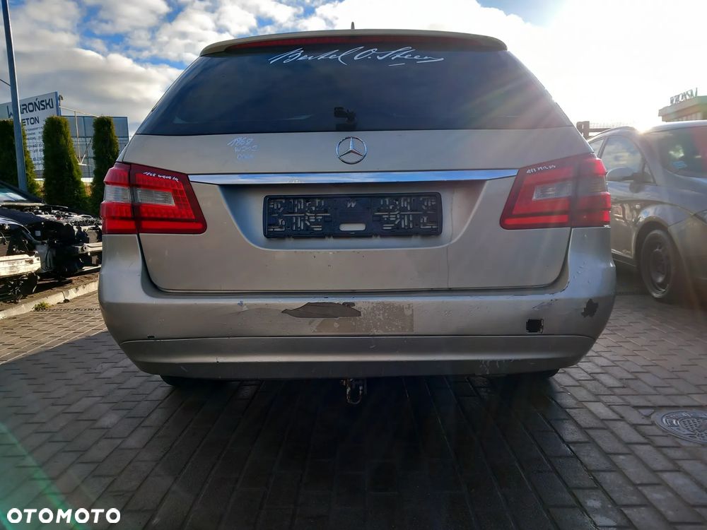 MERCEDES E-KLASA W212 ZDERZAK TYLNY TYŁ KOMBI KOLOR: 794 - 1