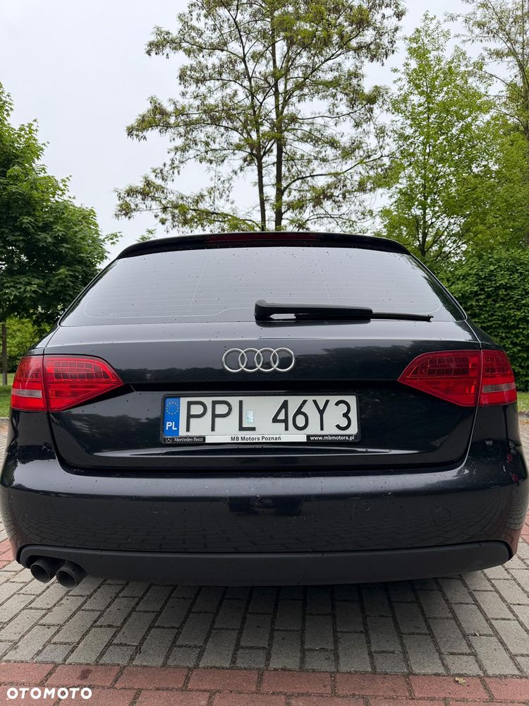 Audi A4 Avant - 6