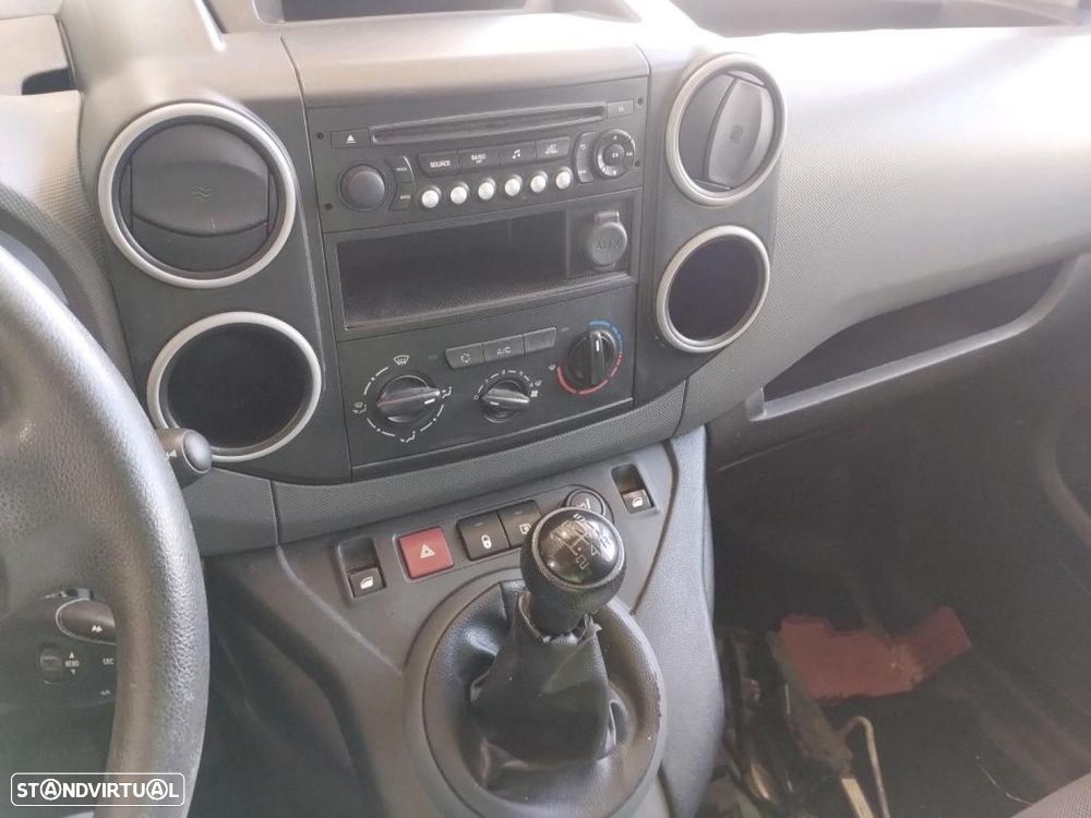 Peugeot Partner 1.6 BlueHDi L1 Premium 3 Lug.  -  IVA Dedutível - 13