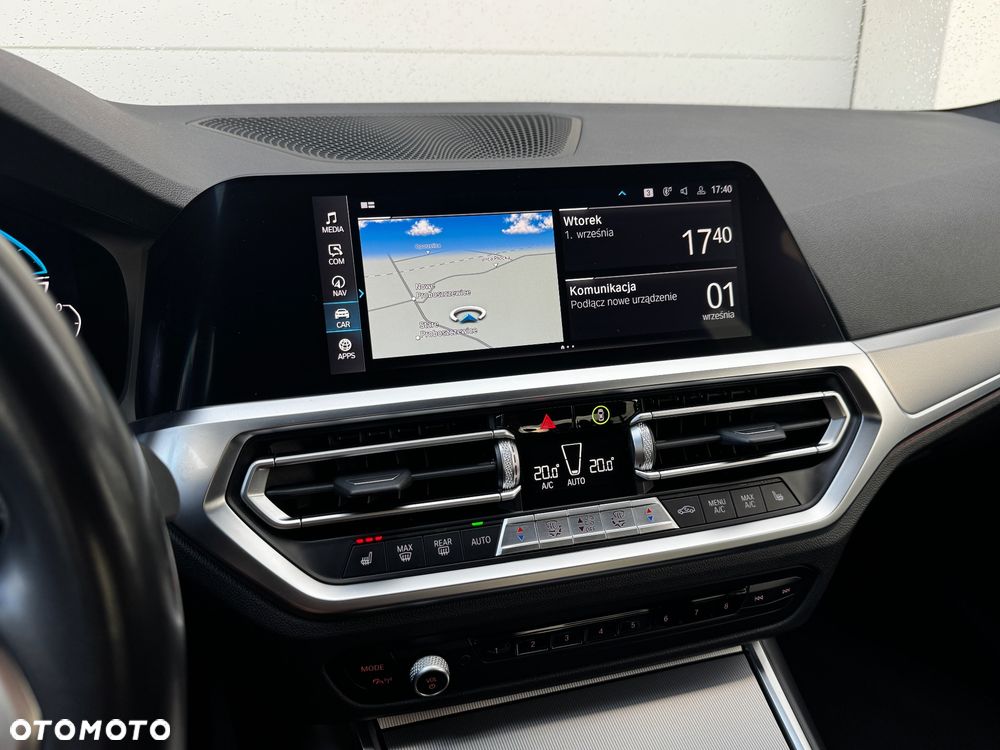BMW Seria 3 330e xDrive M Sport sport - 23