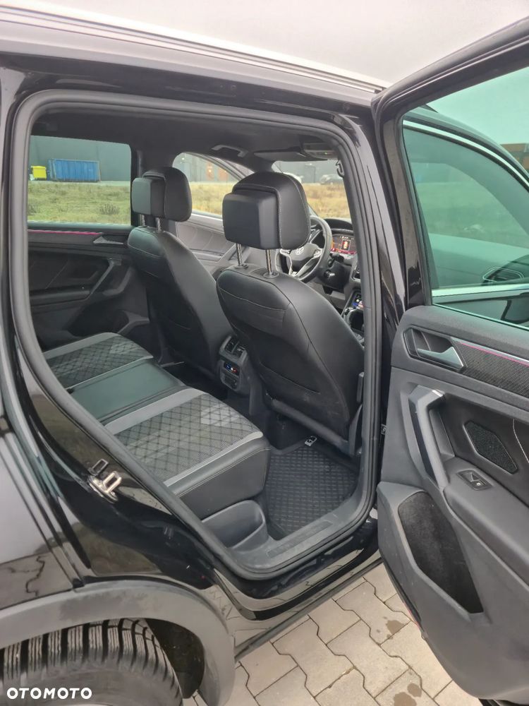 Volkswagen Tiguan 2.0 TDI SCR DSG R-Line - 23