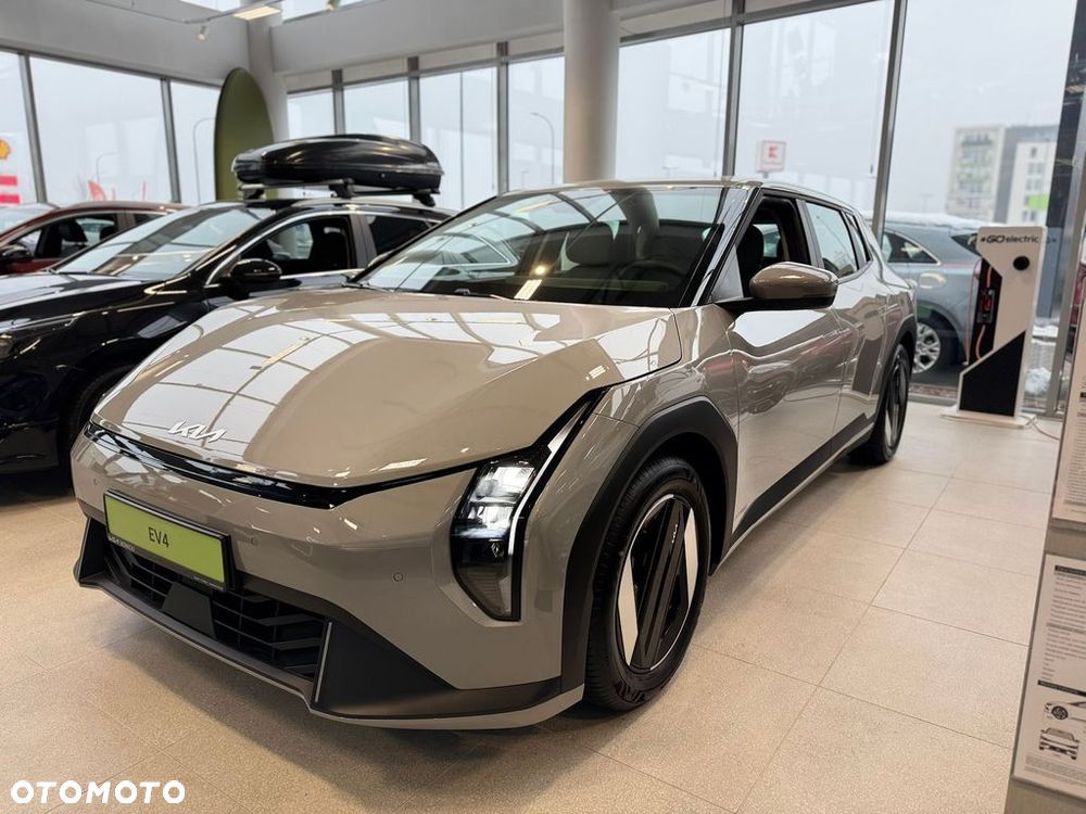 Kia EV4 - 3
