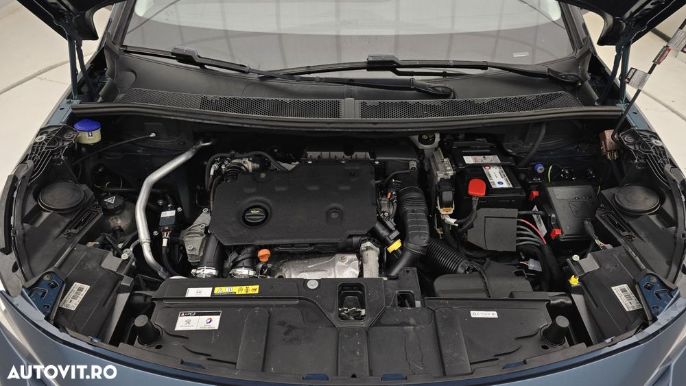 Peugeot 5008 - 24