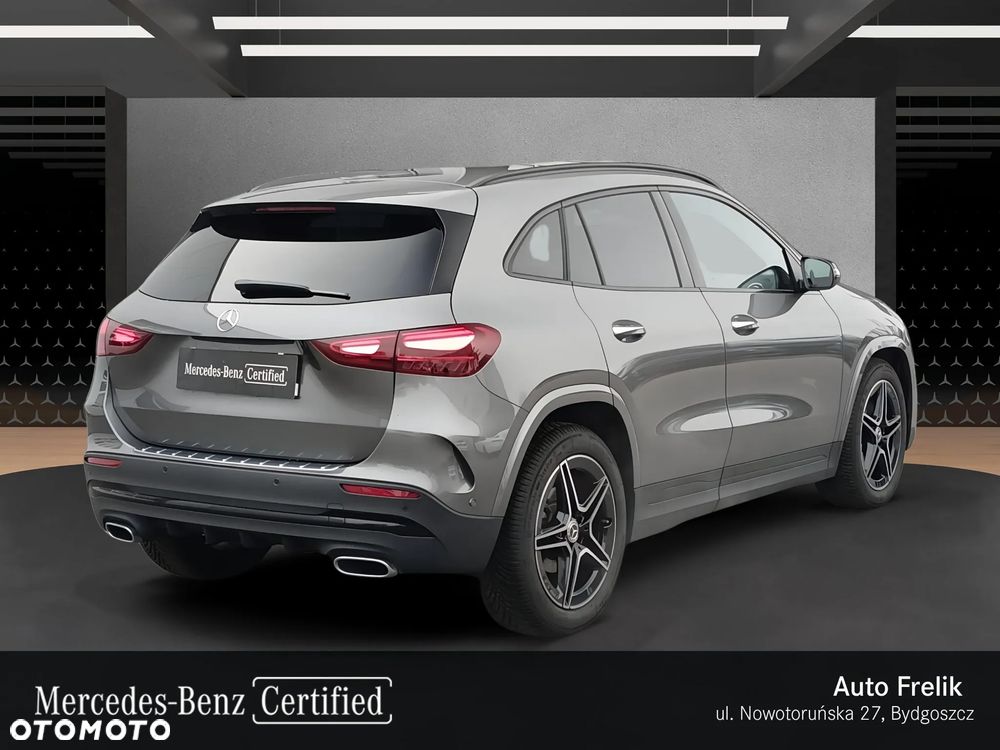 Mercedes-Benz GLA 200 AMG Line - 5