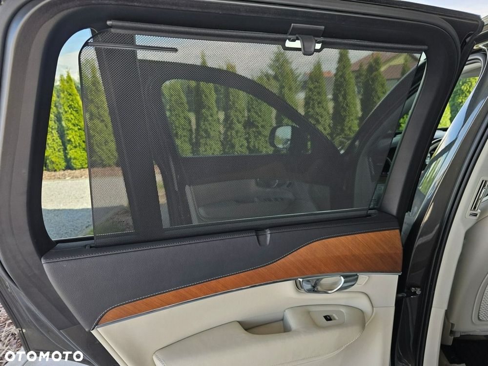 Volvo XC 90 - 34