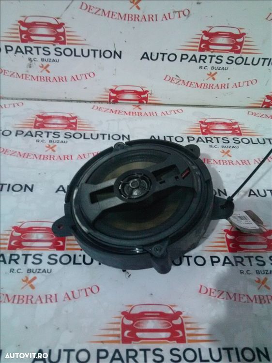 boxa spate renault clio 3 an fabr. 2009 - 1