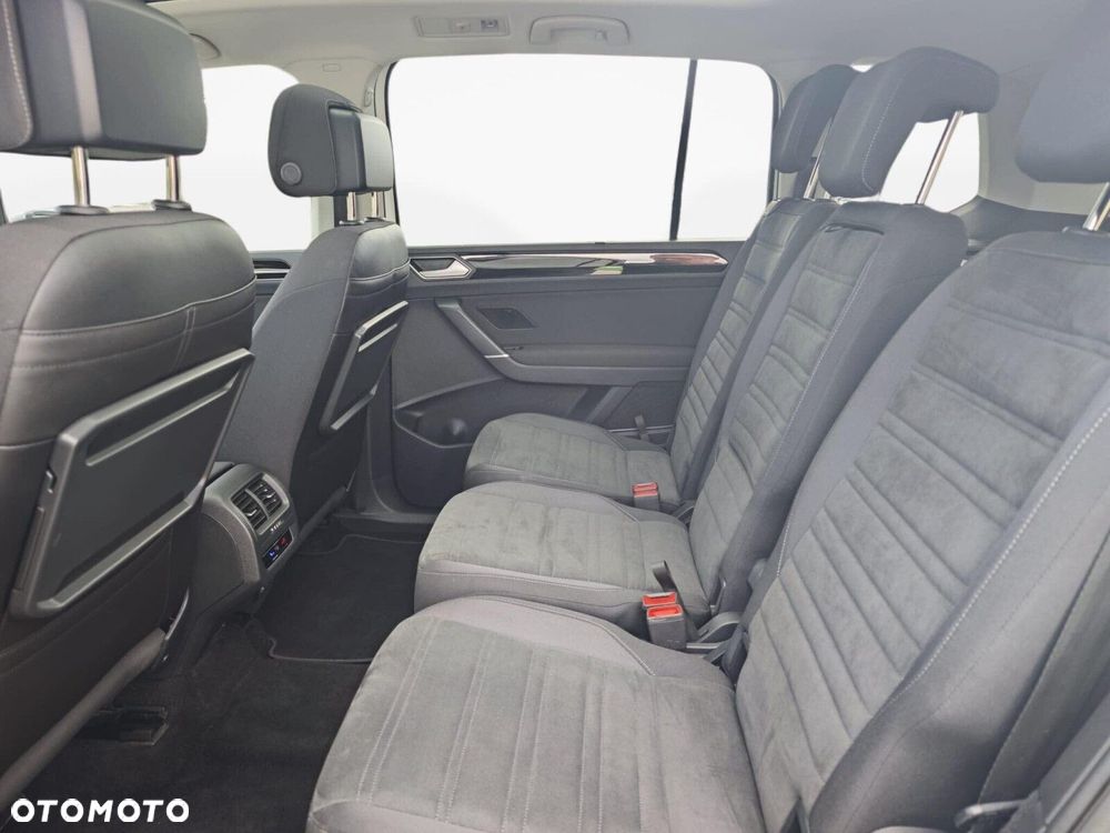 Volkswagen Touran 1.5 TSI EVO Highline DSG - 25