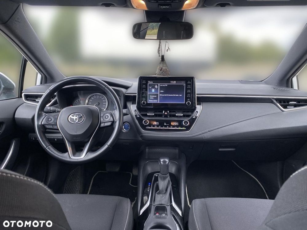 Toyota Corolla - 4