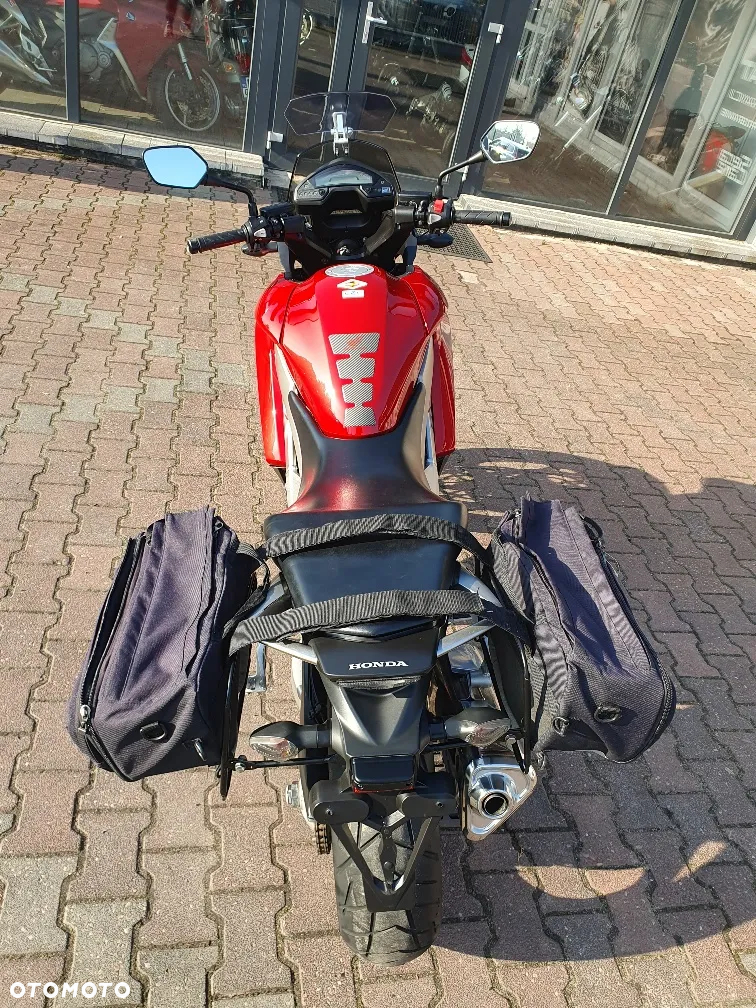 Honda VFR - 11