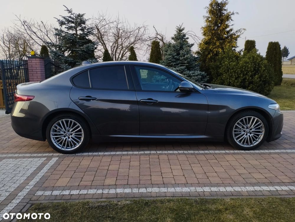 Alfa Romeo Giulia 2.0 Turbo Sprint - 8