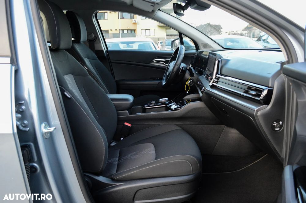 Kia Sportage 1.6T-GDI Hybrid 2WD Aut. Spirit - 29