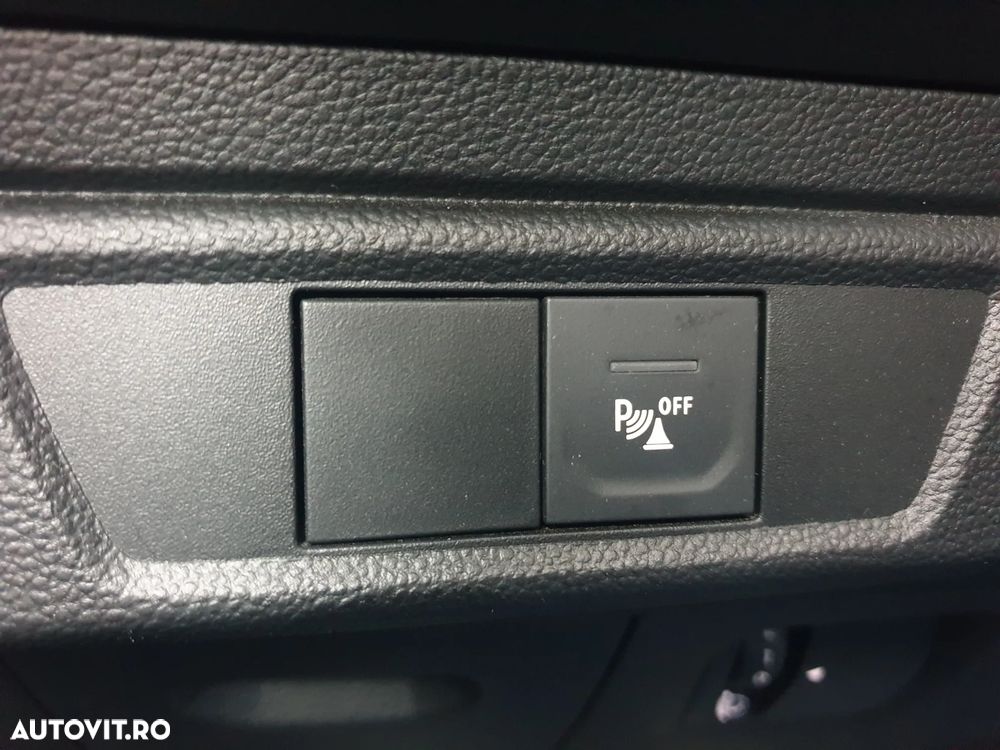 Dacia Logan TCe 90 MT6 Prestige - 33