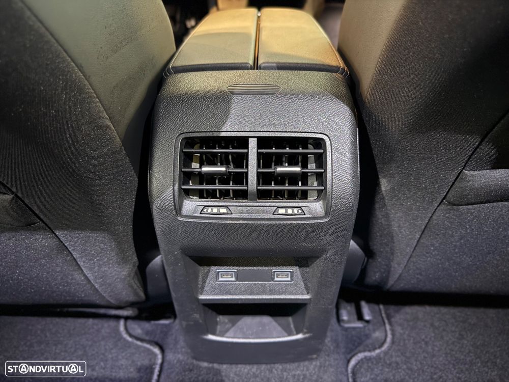 Peugeot 308 1.5 BlueHDi Allure Pack EAT8 - 33