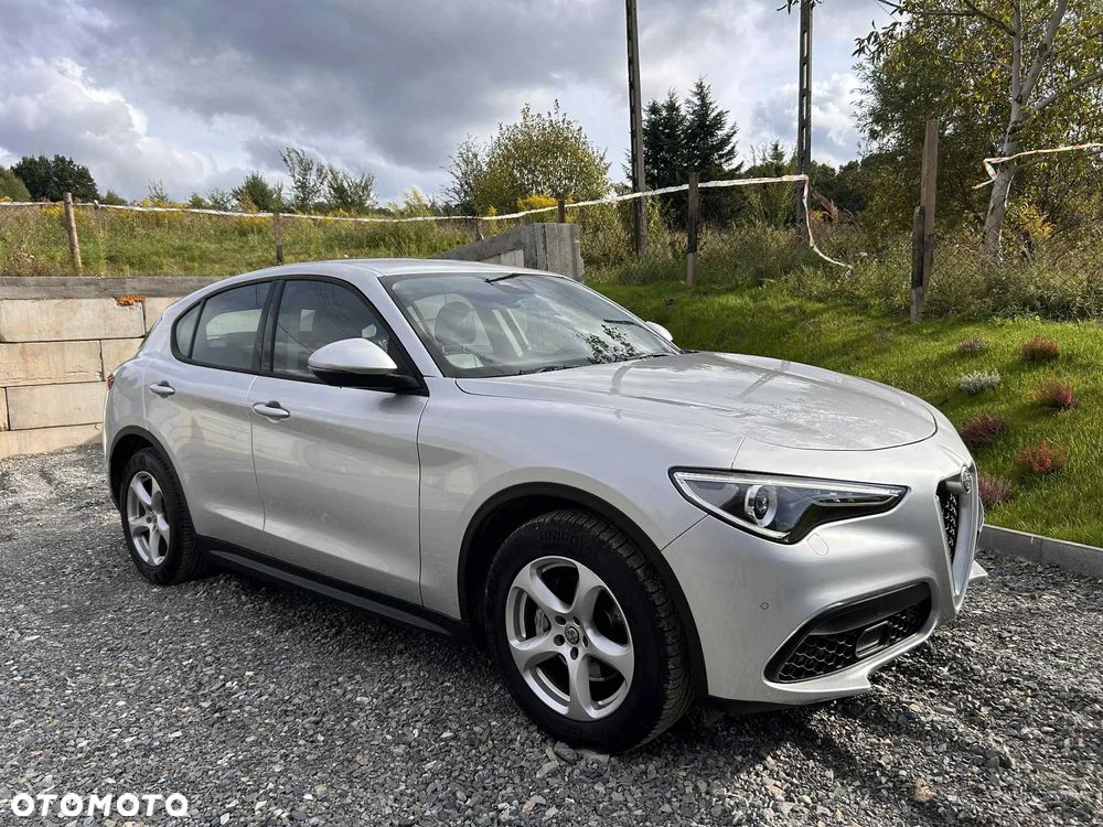 Alfa Romeo Stelvio - 15