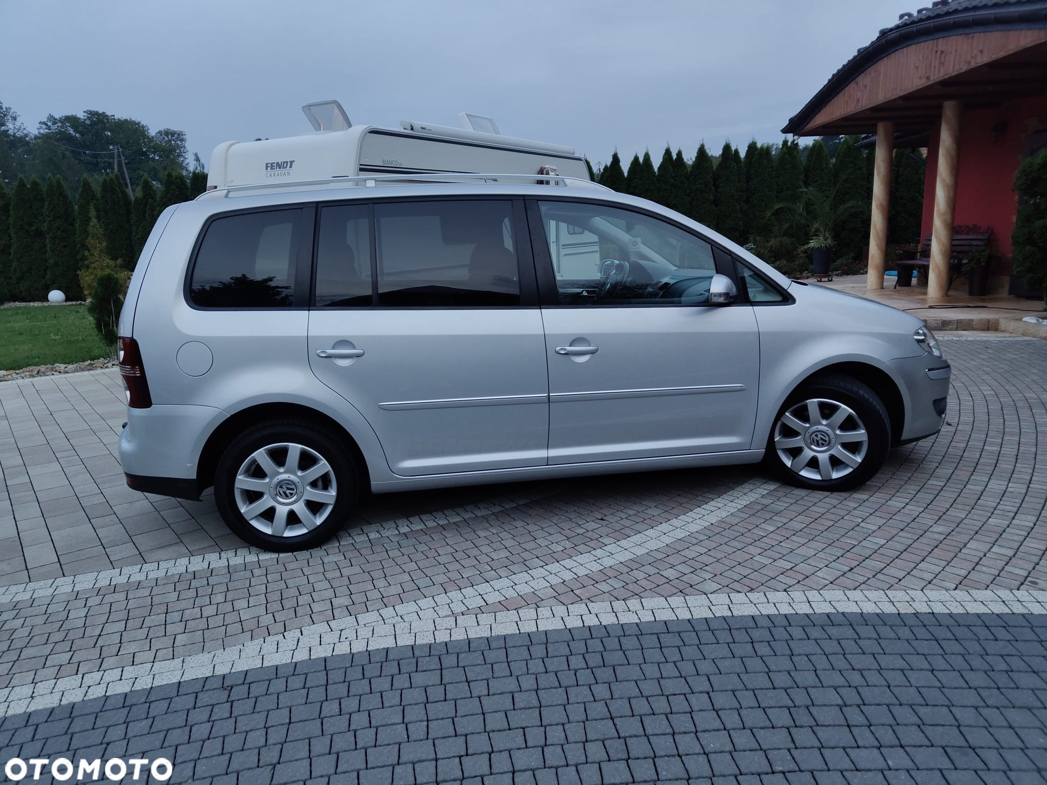 Volkswagen Touran - 3