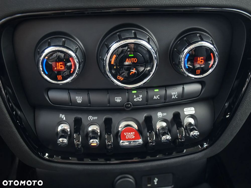 MINI Clubman Cooper - 12