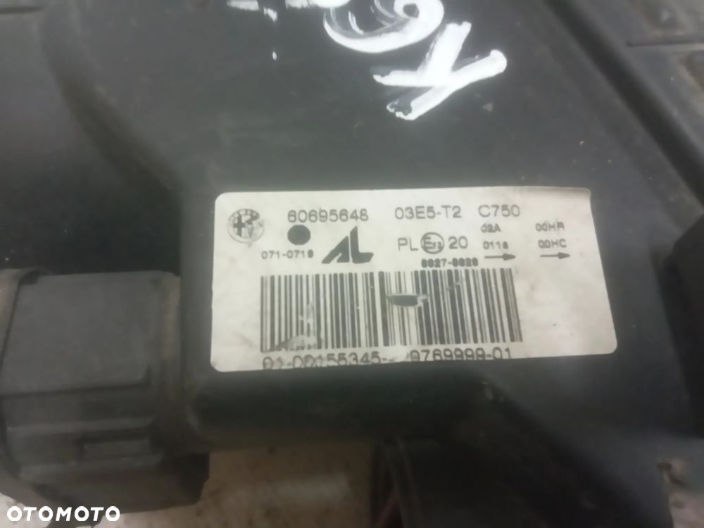 .  PRZOD PRZEDNIA LAMPA LEWA ALFA ROMEO 156 - 2