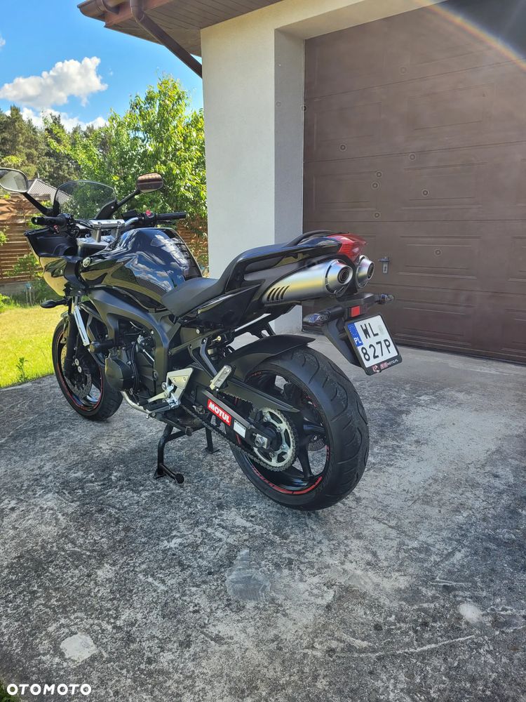 Yamaha FZ6 - 4