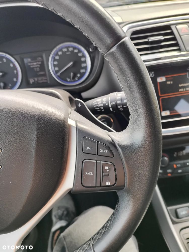 Suzuki SX4 S-Cross - 13