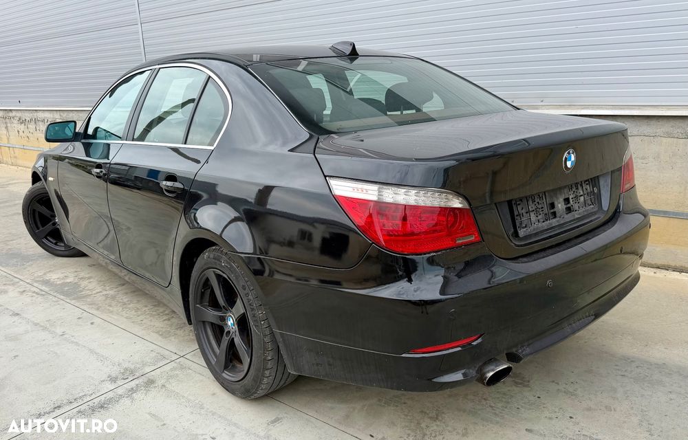 BMW Seria 5 520d Edition Sport - 18
