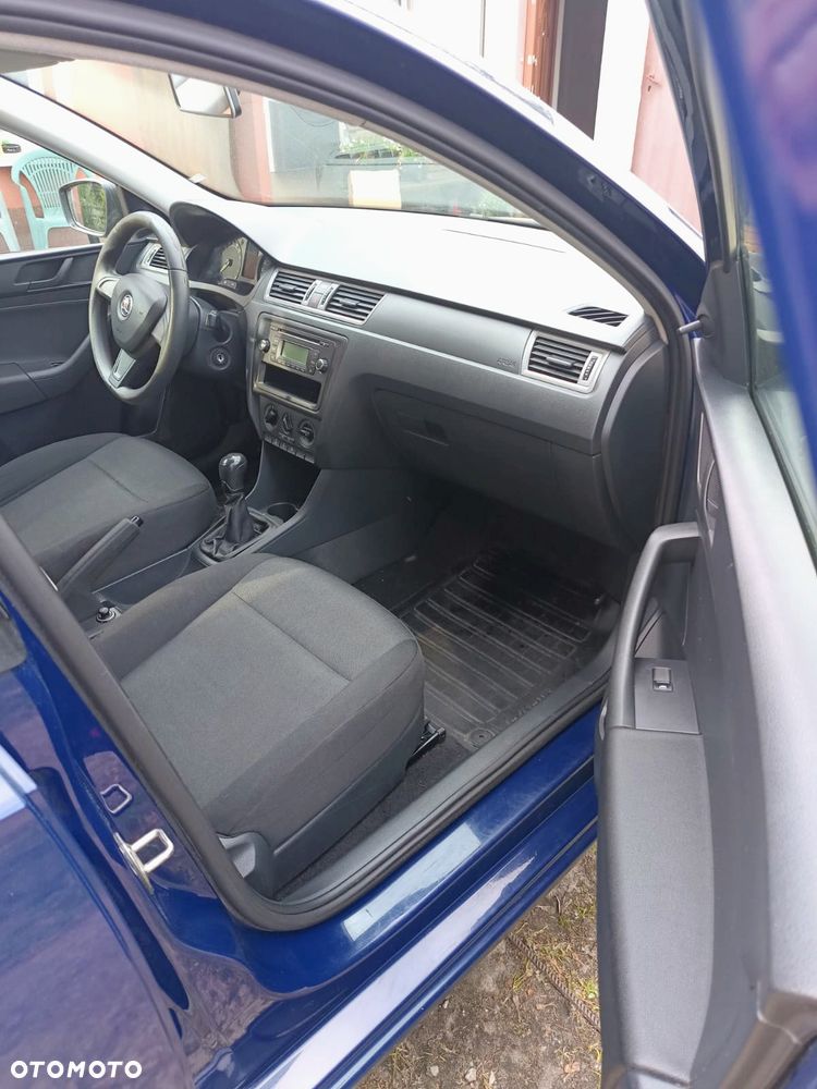 Skoda RAPID - 12