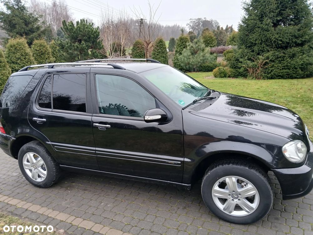 Mercedes-Benz ML - 4