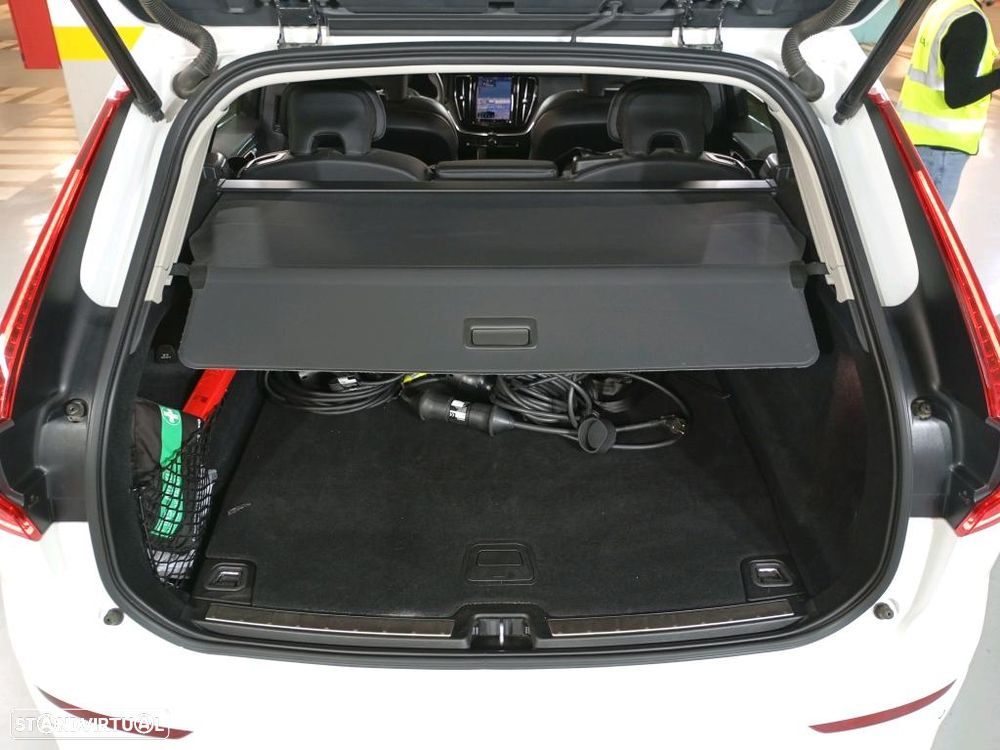 Volvo XC 60 2.0 T6 PHEV Inscription Expression AWD - 10