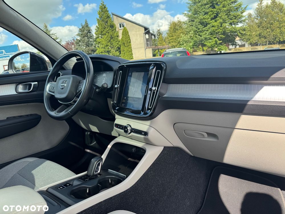 Volvo XC 40 - 21