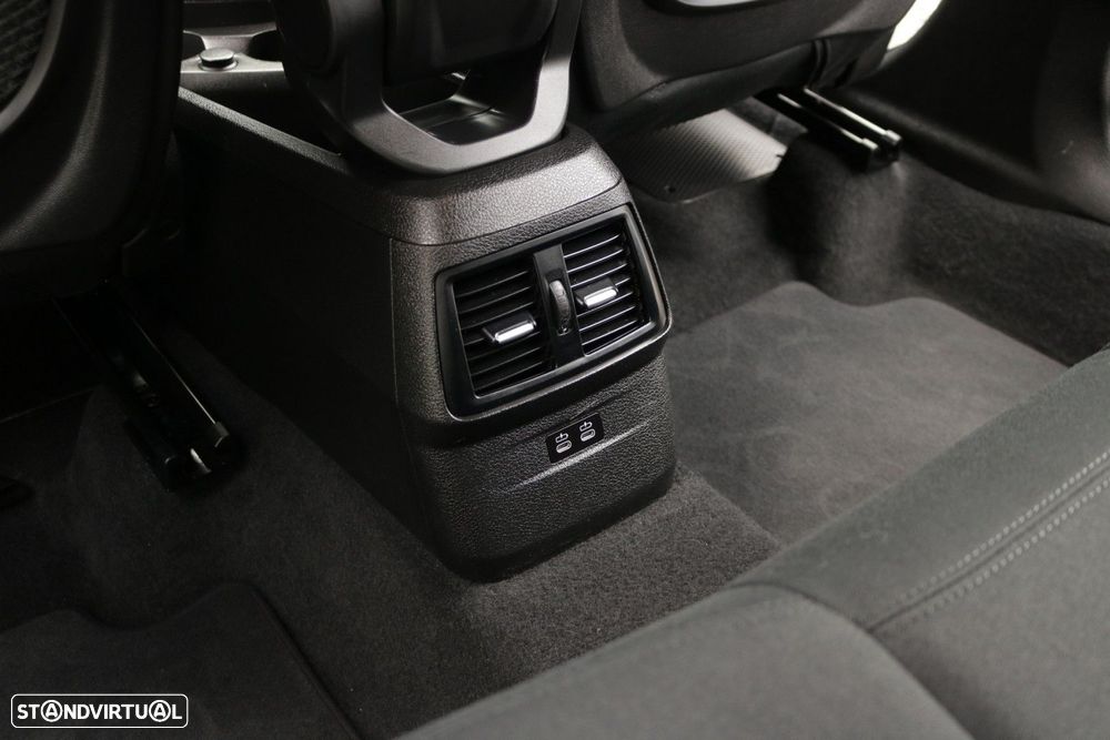 BMW 216 Active Tourer d Advantage - 25