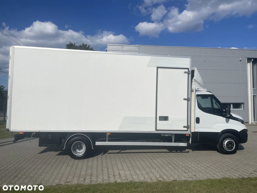 Iveco Daily 72C18 70C18 kontener Salon Polska - 7