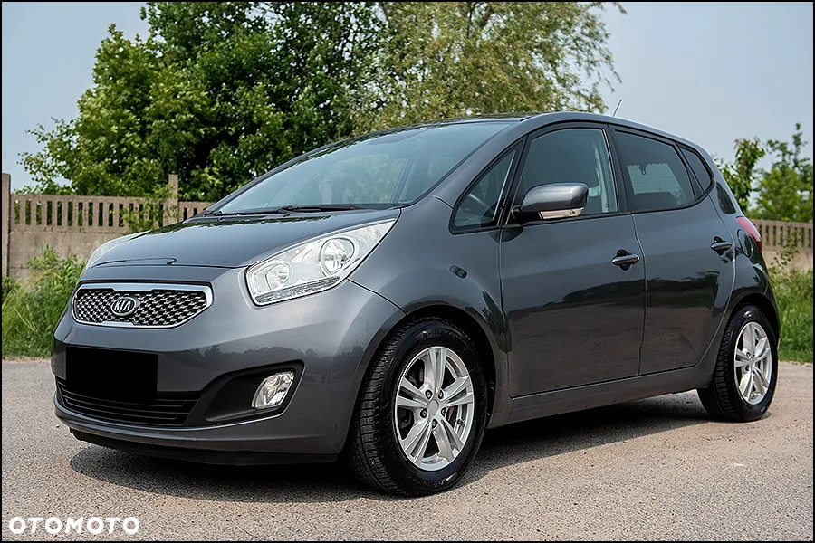 Kia Venga - 12