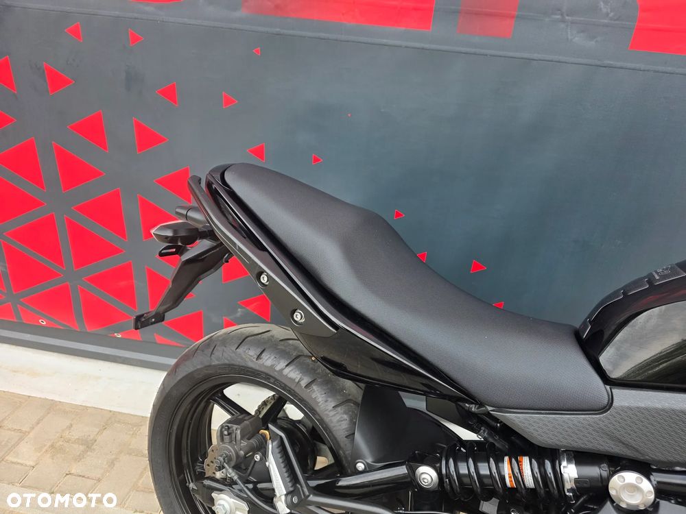 Kawasaki ER - 23