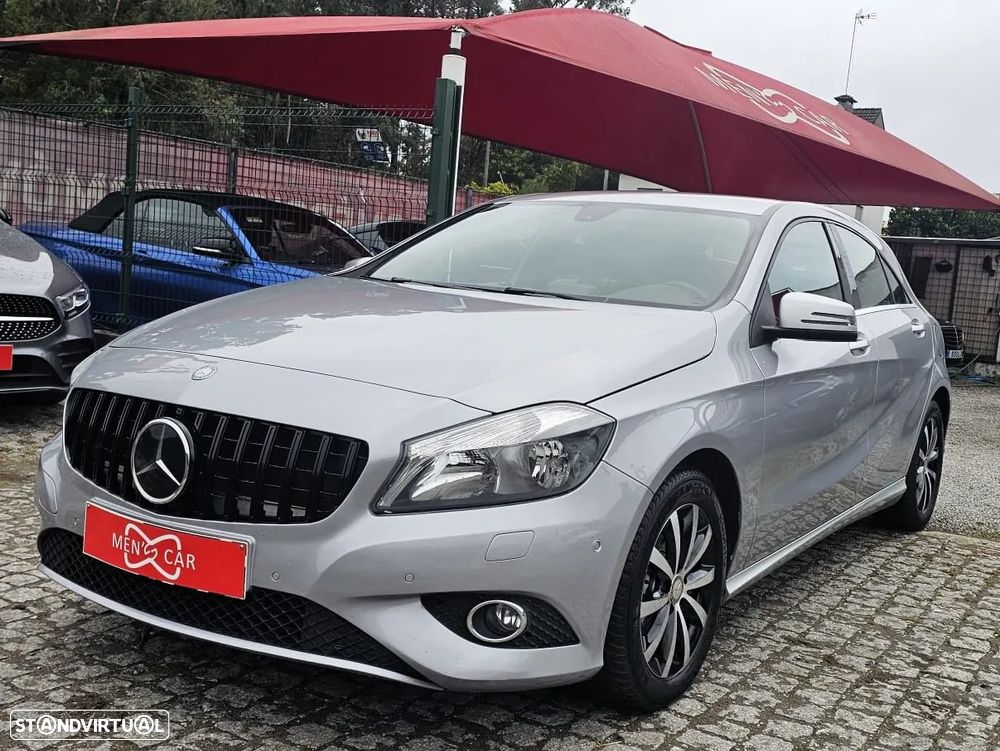 Mercedes-Benz A 180 (BlueEFFICIENCY) - 3