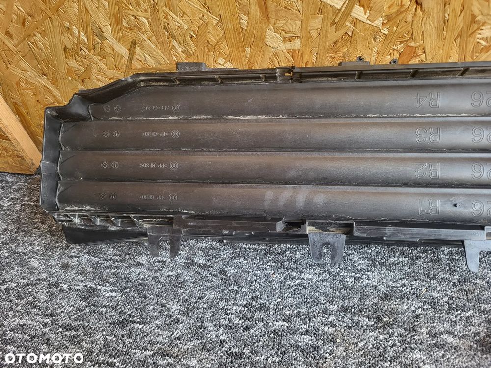 Bmw 4 g26 i4 g26 żaluzja dolna 5A1E918 - 5