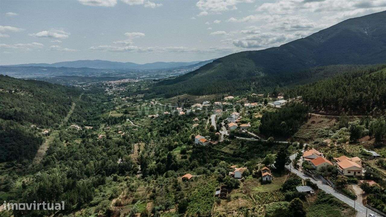 Moradia Isolada T2 / Covilhã, Teixoso - Grande imagem: 3/18