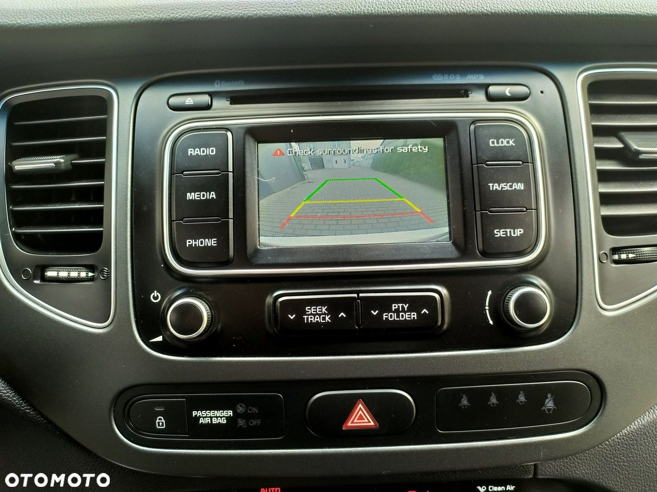 Kia Carens 1.7 CRDi Spirit - 20