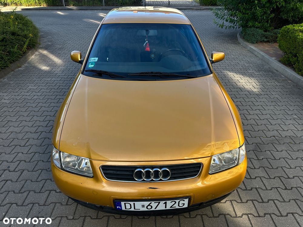 Audi A3 3-drzwiowe 1.6 Attraction - 10