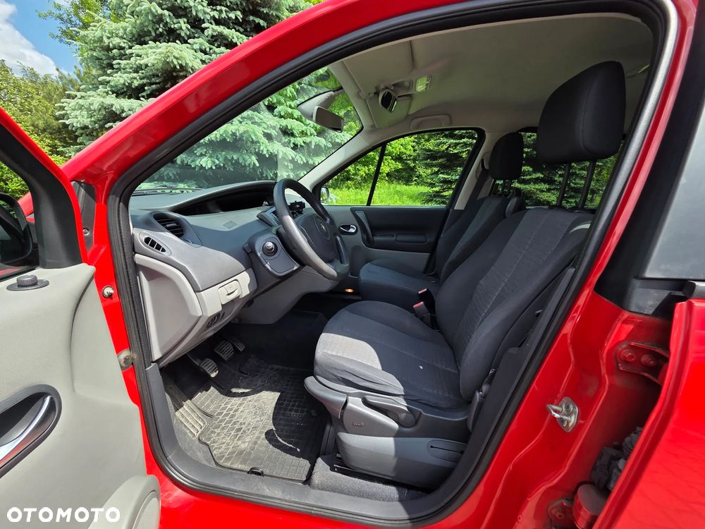 Renault Scenic 1.6 16V Confort Authentique - 10