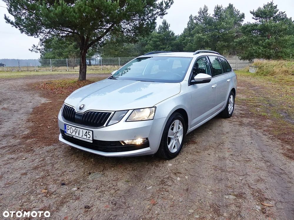 Skoda Octavia 1.6 TDI Ambition - 13