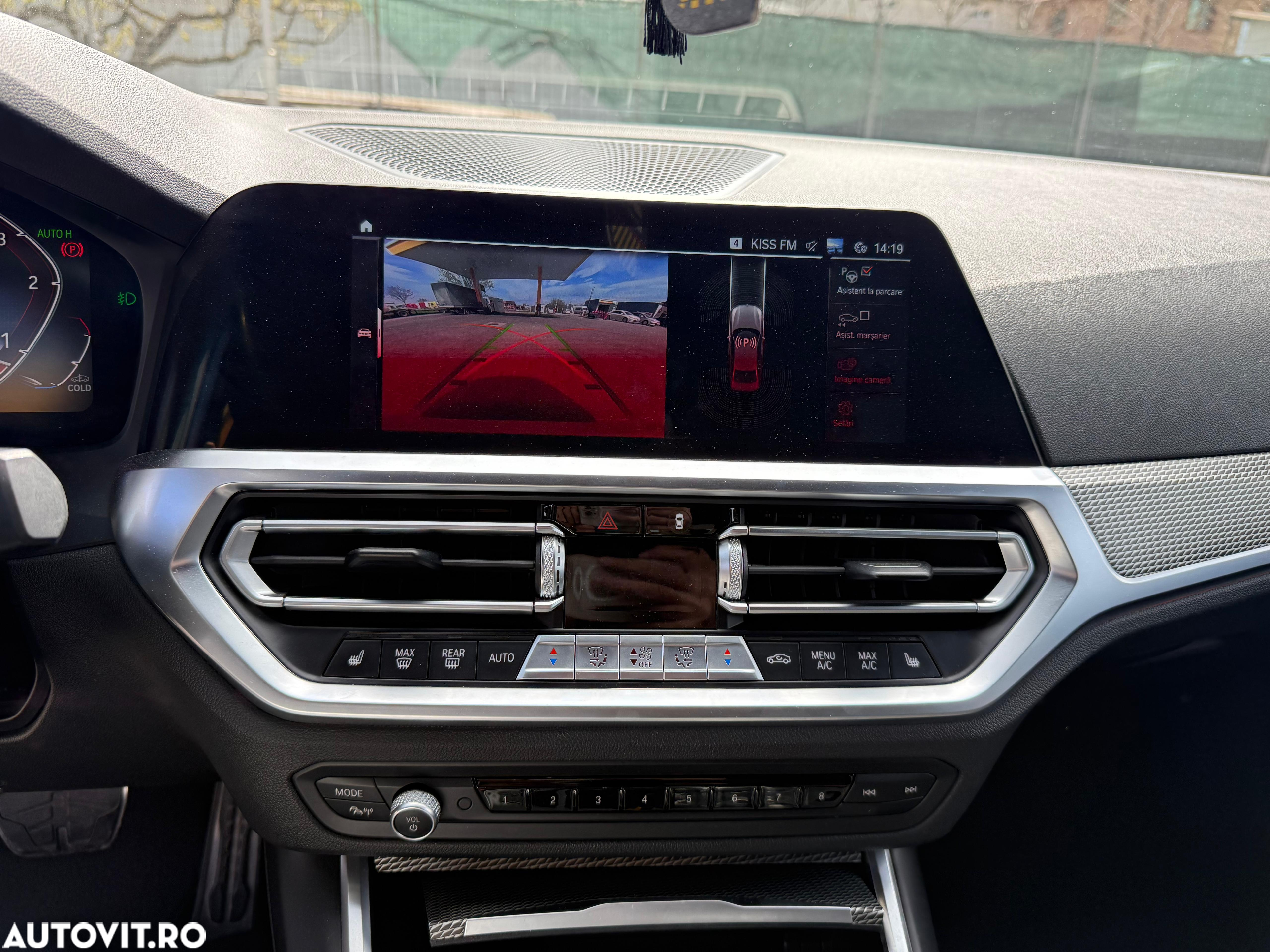 BMW Seria 3 320d xDrive AT MHEV - 14