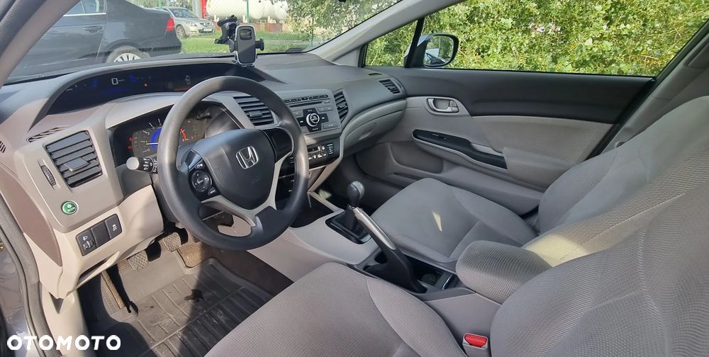 Honda Civic 1.8 Comfort - 13