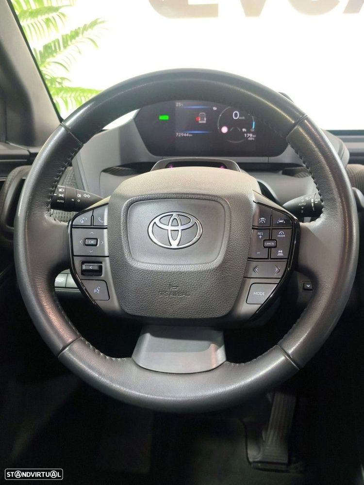 Toyota bZ4X 71,4 kWh Premium - 13