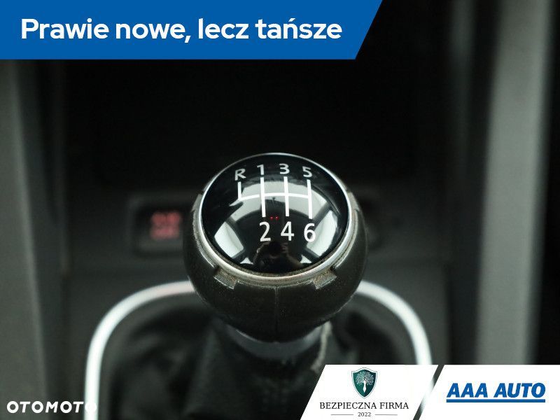 Volkswagen Golf - 12