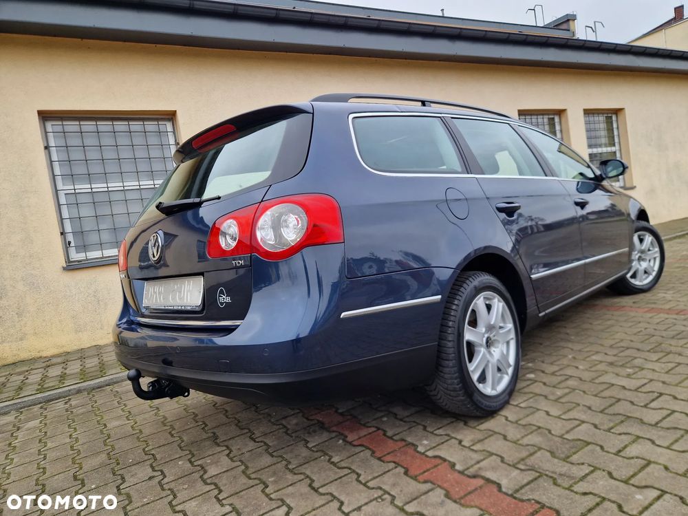 Volkswagen Passat 1.9 TDI Comfortline - 10