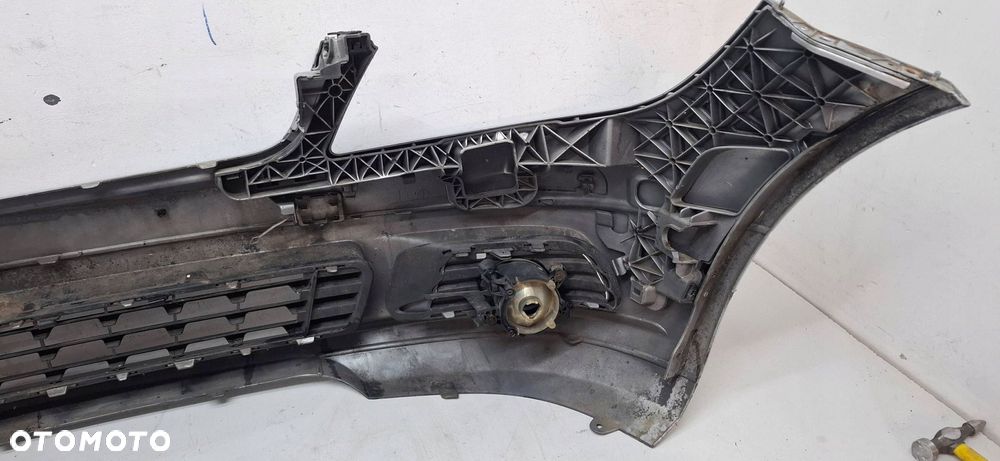 mercedes c klasa w204 07- zderzak przód przedni - 12