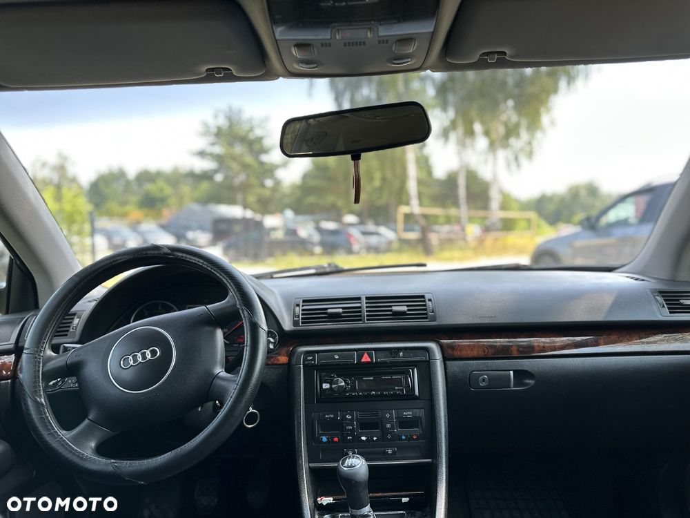 Audi A4 Avant - 6