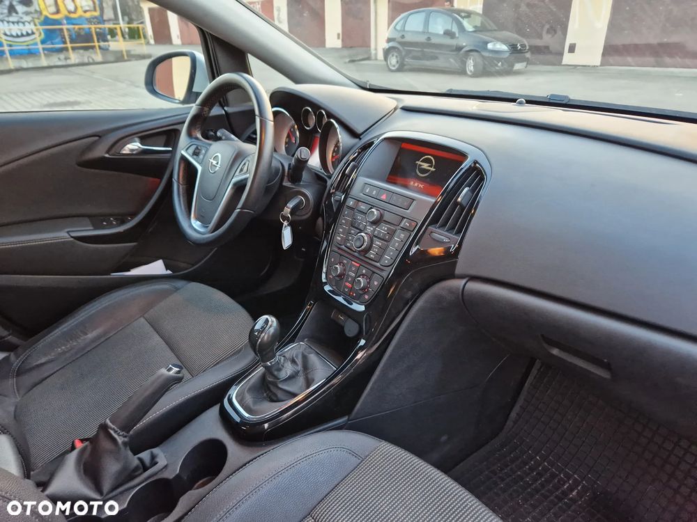 Opel Astra 1.6 CDTI Cosmo - 15